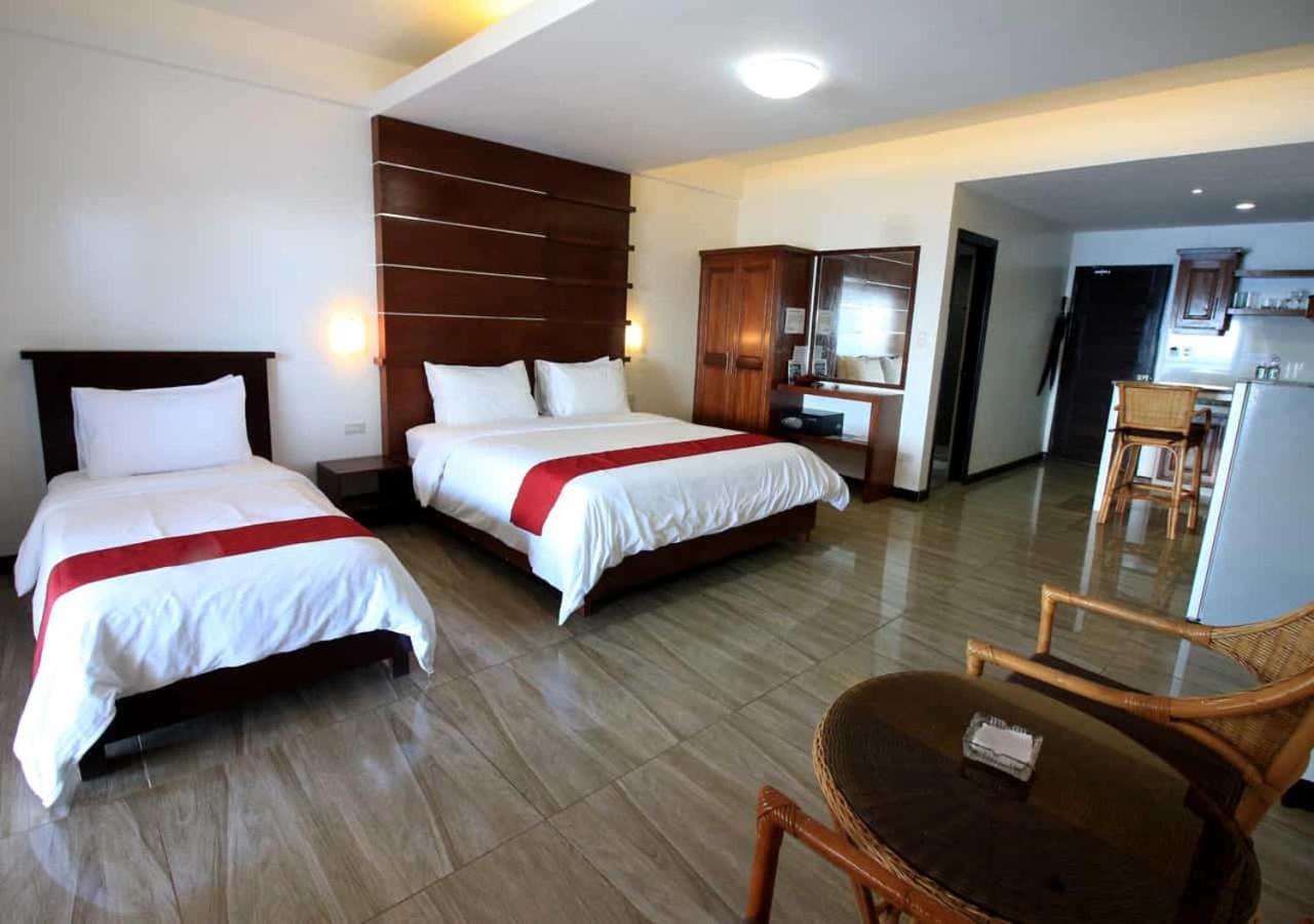 Manarra Sea View Resort Puerto Galera Extérieur photo